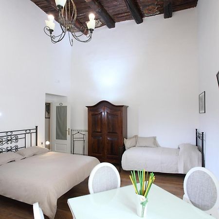 Napoli Pietrasanta Lt Bed and Breakfast Exteriör bild