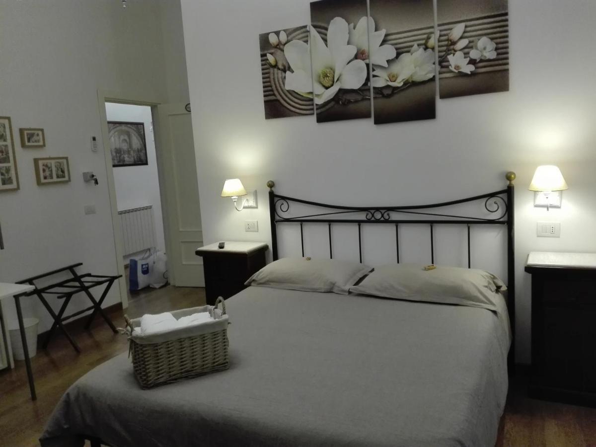 Napoli Pietrasanta Lt Bed and Breakfast Exteriör bild