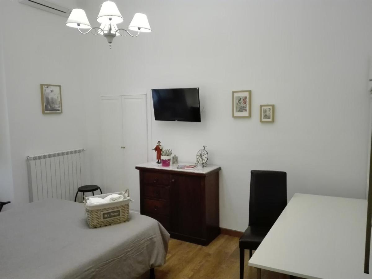 Napoli Pietrasanta Lt Bed and Breakfast Exteriör bild