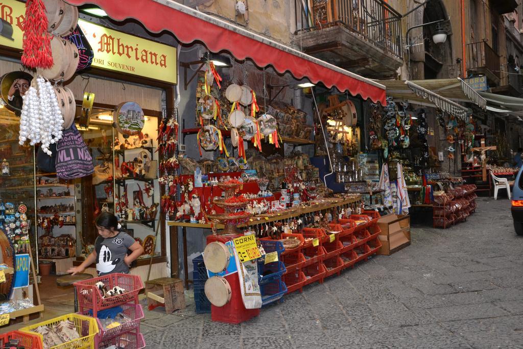 Napoli Pietrasanta Lt Bed and Breakfast Exteriör bild
