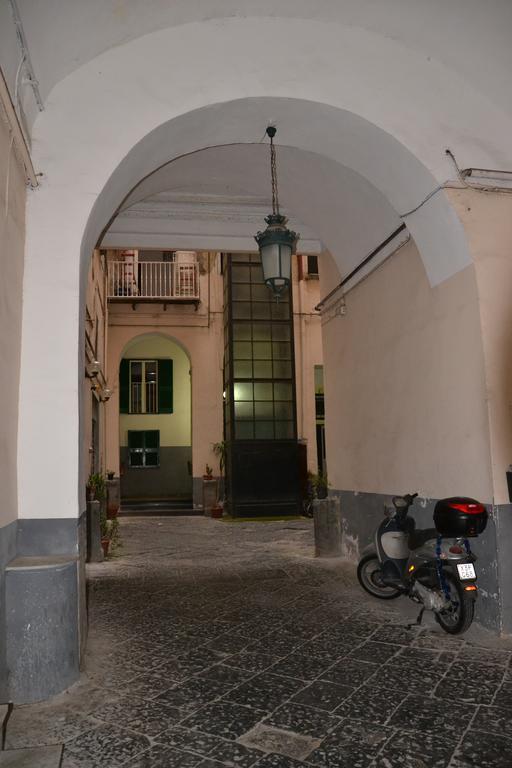 Napoli Pietrasanta Lt Bed and Breakfast Exteriör bild