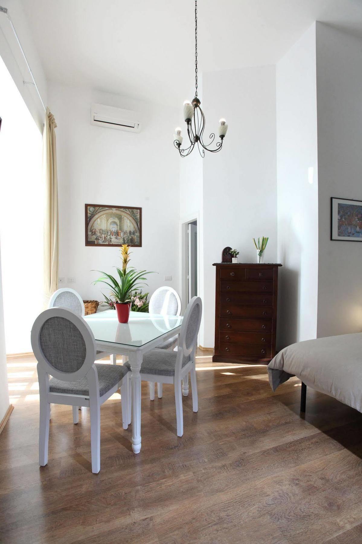 Napoli Pietrasanta Lt Bed and Breakfast Exteriör bild